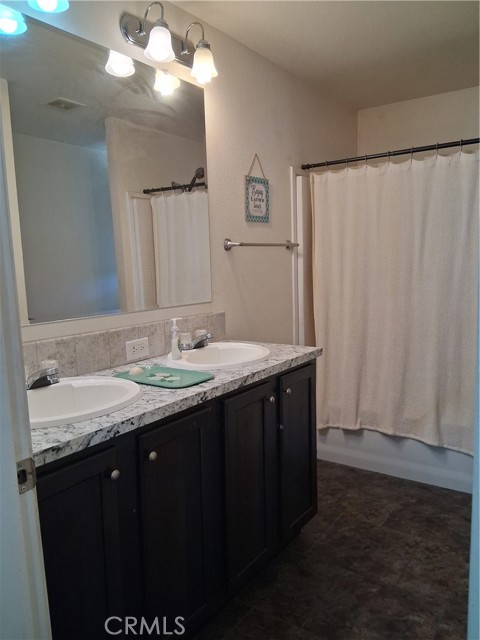 Detail Gallery Image 14 of 18 For 3524 E Avenue R #297,  Palmdale,  CA 93550 - 4 Beds | 2 Baths