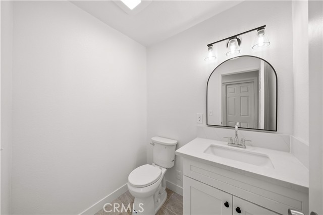 Detail Gallery Image 9 of 33 For 5832 6th Ave, Los Angeles,  CA 90043 - 5 Beds | 4/1 Baths
