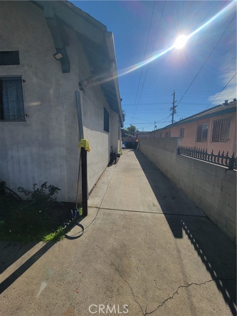 204 E Gage, Los Angeles, CA, 90003