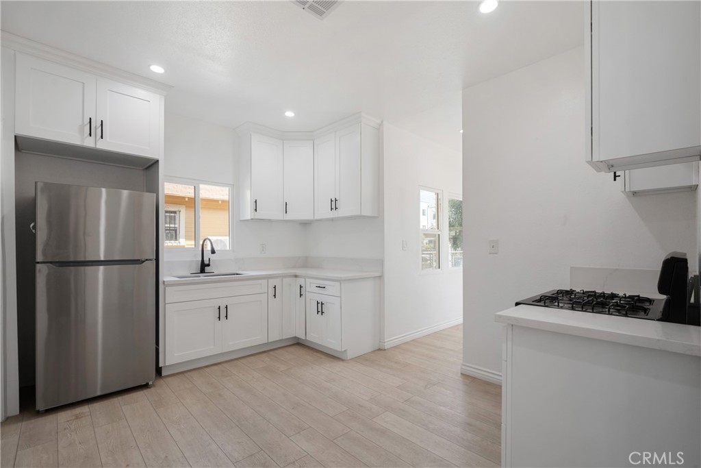 MLS #DW25227171 image #11