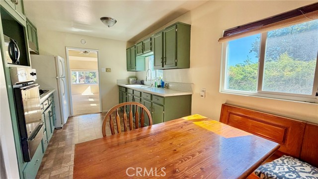 843 Laveta Terrace, Echo Park CA: https://media.crmls.org/medias/ba53367d-ccd4-481e-91af-dfb121548799.jpg