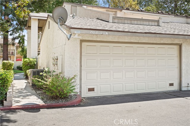 15218 Campus Park Drive, Moorpark CA: https://media.crmls.org/medias/ba53a0cd-8593-49b7-99f0-aec0d9bb92ea.jpg