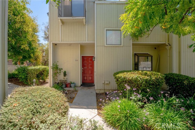 Detail Gallery Image 1 of 48 For 646 Sycamore Ave #18,  Claremont,  CA 91711 - 2 Beds | 2/1 Baths