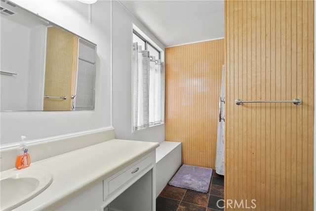24921 Muirlands Boulevard, Lake Forest CA: https://media.crmls.org/medias/ba54ce22-e9a1-4ae3-aa37-67a680b50f9f.jpg