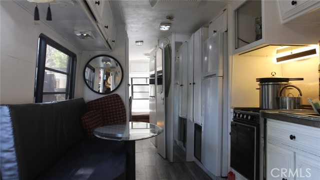 10799 Sherman Grove Avenue, Los Angeles CA: https://media.crmls.org/medias/ba551f35-8dbd-42ff-866c-712fccb0b8dc.jpg
