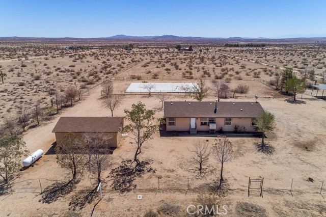 Detail Gallery Image 2 of 25 For 45310 200th St, Lancaster,  CA 93535 - 3 Beds | 2 Baths