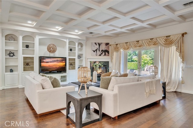 1768 Oakwood Avenue, Arcadia CA: https://media.crmls.org/medias/ba55ea44-078f-4845-b515-848325b7ba1b.jpg