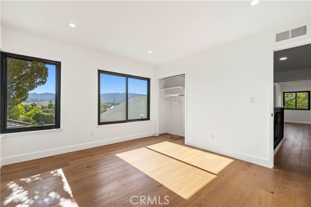 22526 Napa St, West Hills CA: https://media.crmls.org/medias/ba56c6cb-5dbd-4242-bc01-1d5c08953e10.jpg