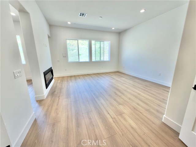 7051 Hurley Court, San Bernardino CA: https://media.crmls.org/medias/ba5726b3-3bc9-4ed3-a749-907d6afe9094.jpg