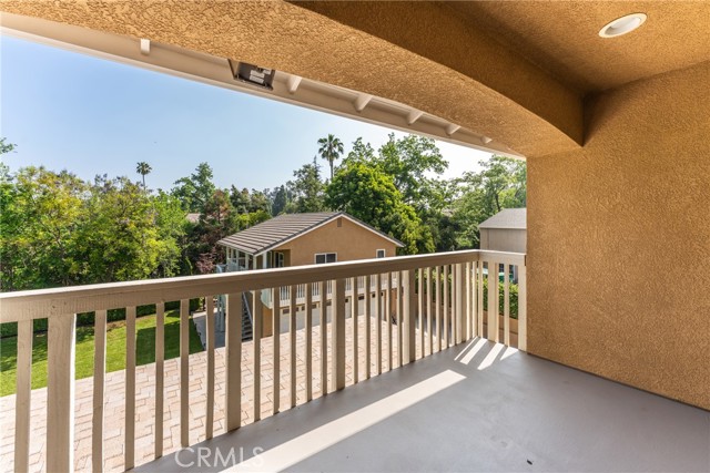 1377 Knoll Road, Redlands CA: https://media.crmls.org/medias/ba572d06-4c7f-491d-93b5-c5cd6adcb454.jpg