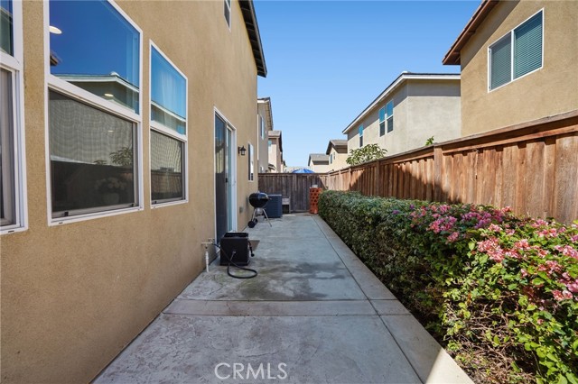 825 Sweetbay Lane, Los Angeles CA: https://media.crmls.org/medias/ba57f39b-2674-40a6-941d-3758ff825066.jpg