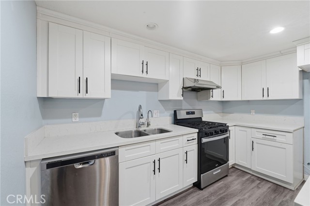 Detail Gallery Image 5 of 26 For 1070 S Garfield Ave, Monterey Park,  CA 91754 - 3 Beds | 3 Baths