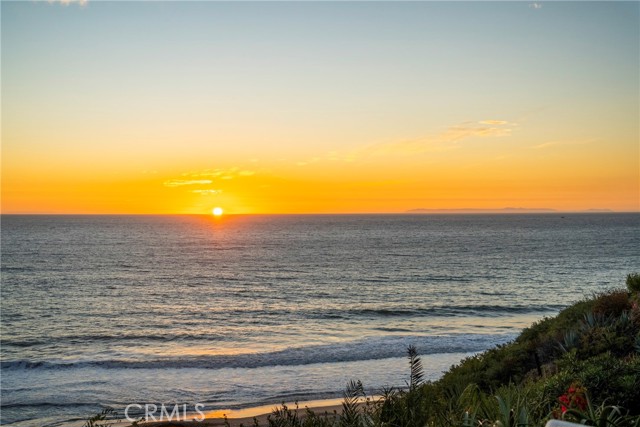 1906 Calle De Los Alamos, San Clemente CA: https://media.crmls.org/medias/ba594450-4a61-408a-bb3d-5cb75eb3a4fe.jpg