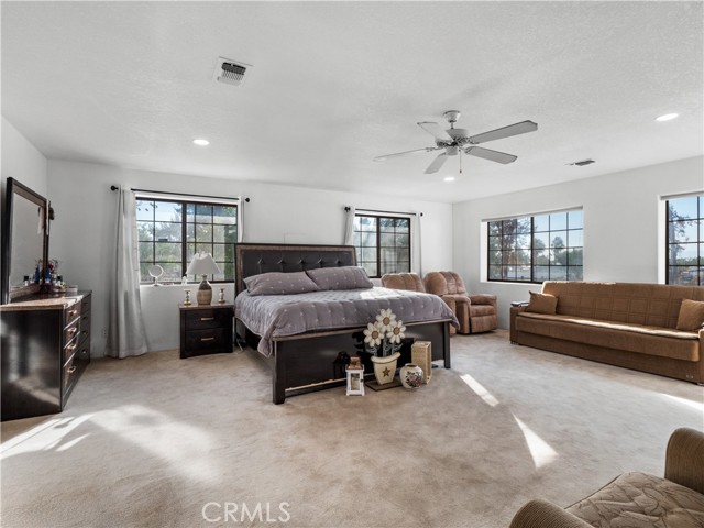 Detail Gallery Image 34 of 74 For 40646 27th St, Palmdale,  CA 93551 - 5 Beds | 4 Baths