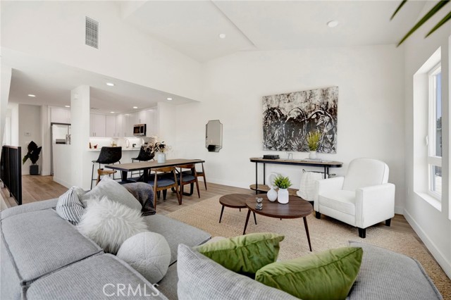 Detail Gallery Image 7 of 19 For 12514 Andre Lane, Sun Valley,  CA 91352 - 4 Beds | 3 Baths