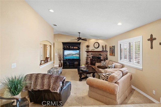 Detail Gallery Image 15 of 43 For 19240 Tonkawan, Apple Valley,  CA 92307 - 3 Beds | 2 Baths