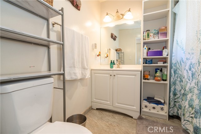 Detail Gallery Image 14 of 21 For 10909 Balboa Bld, Granada Hills,  CA 91344 - 3 Beds | 2 Baths