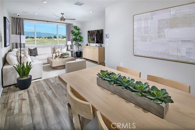 Detail Gallery Image 6 of 26 For 5921 Gramercy Way, Corona,  CA 92880 - 2 Beds | 2/1 Baths