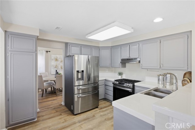 Detail Gallery Image 9 of 26 For 24546 New Haven Dr, Murrieta,  CA 92562 - 3 Beds | 2/1 Baths