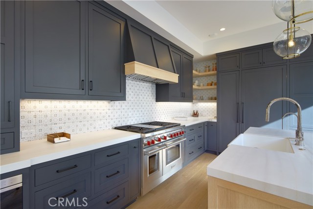 Detail Gallery Image 7 of 30 For 418 Larkspur, Corona Del Mar,  CA 92625 - 4 Beds | 4 Baths