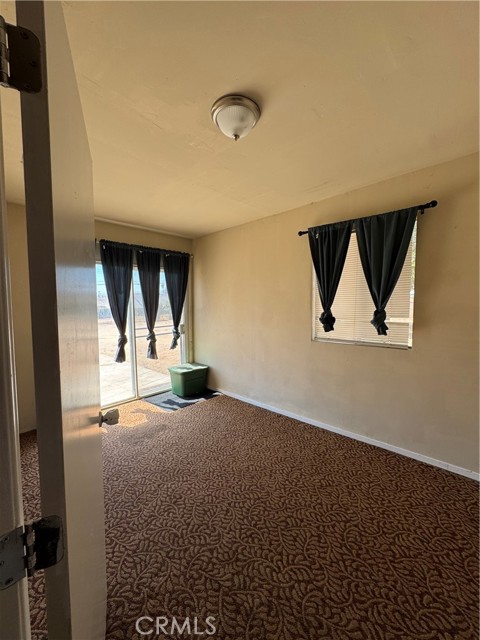 5214 Golden Avenue, Riverside CA: https://media.crmls.org/medias/ba5e9f32-13ed-47ff-a22d-dd74692b26d0.jpg