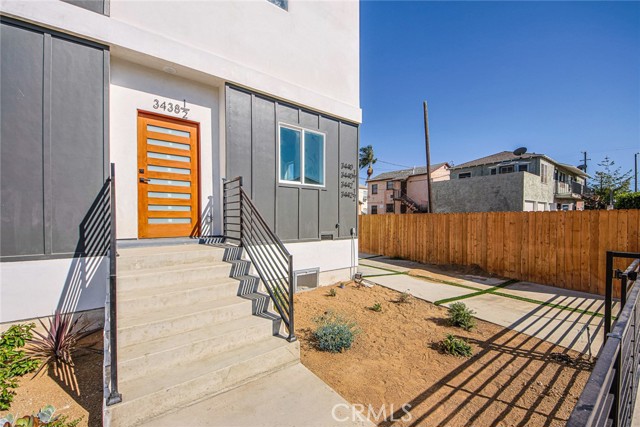 3442 Potomac Avenue, Los Angeles, California 90016, ,Multi-Family,For Sale,Potomac,BB25047888