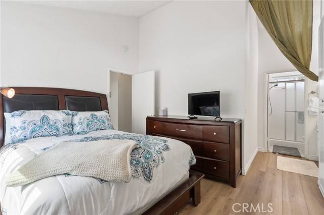 Detail Gallery Image 11 of 22 For 423 Carnation Ave #1/2,  Corona Del Mar,  CA 92625 - 2 Beds | 2 Baths