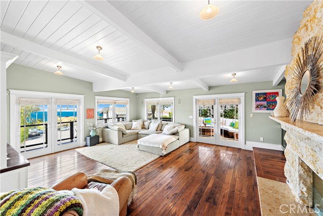 2830 Chateau Way, Laguna Beach CA: https://media.crmls.org/medias/ba5fea62-1be3-4257-b120-521ca0944e91.jpg