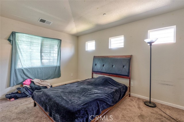 Detail Gallery Image 18 of 26 For 435 E San Pedro St, Merced,  CA 95341 - 5 Beds | 2 Baths