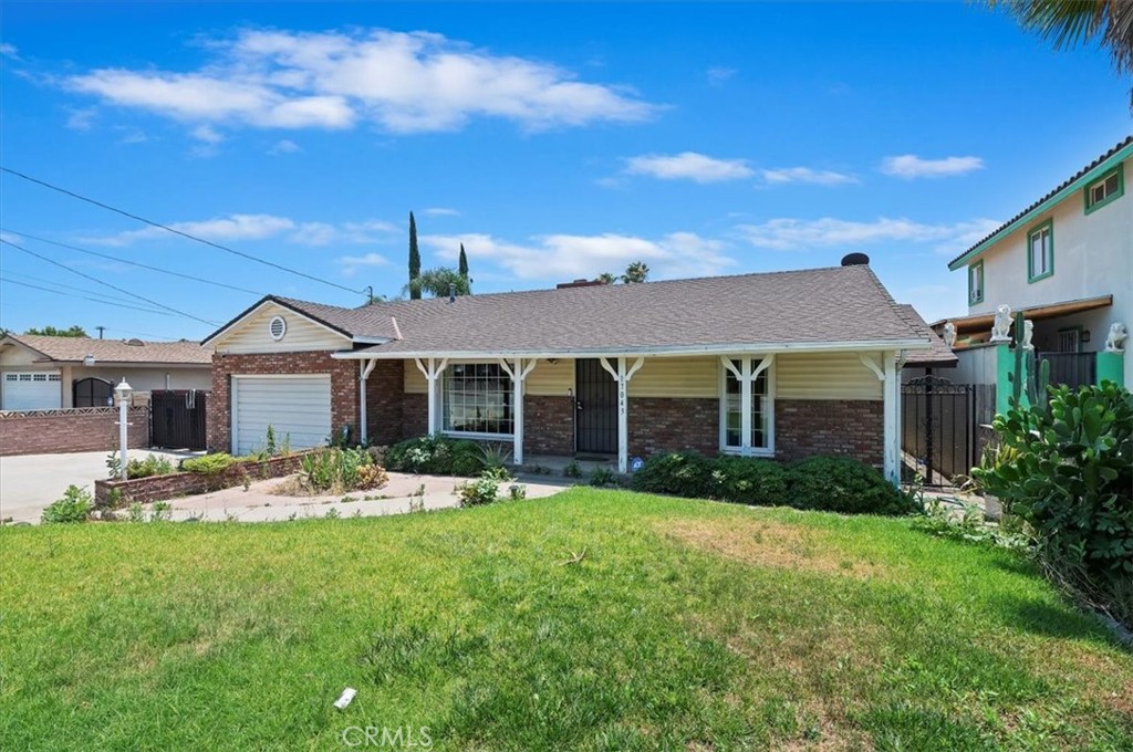 17043 Randall Avenue