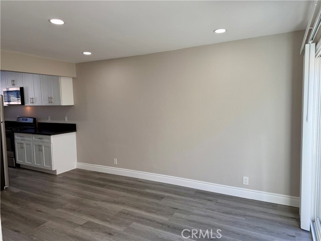 Detail Gallery Image 3 of 12 For 12128 Imperial Hwy #10,  Norwalk,  CA 90650 - 2 Beds | 1 Baths