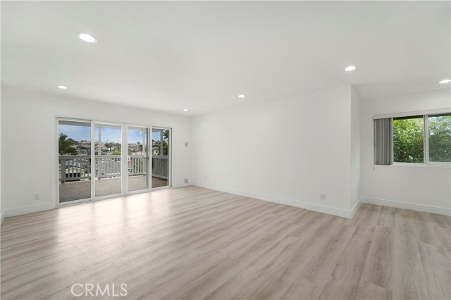 Detail Gallery Image 13 of 28 For 33771 El Encanto Ave #B,  Dana Point,  CA 92629 - 3 Beds | 2 Baths