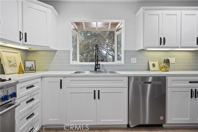 Detail Gallery Image 26 of 45 For 21171 Colina Dr, Topanga,  CA 90290 - 3 Beds | 2 Baths