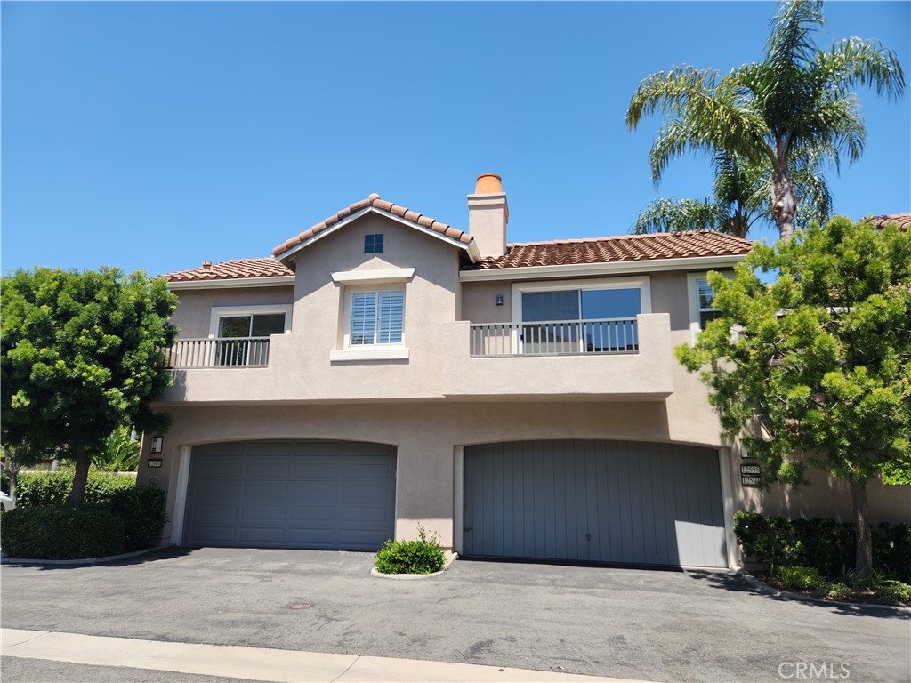 12595 Doral