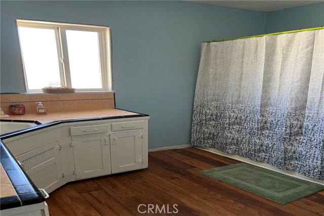 Detail Gallery Image 10 of 20 For 216 Bedford Way, Bakersfield,  CA 93308 - 3 Beds | 1 Baths