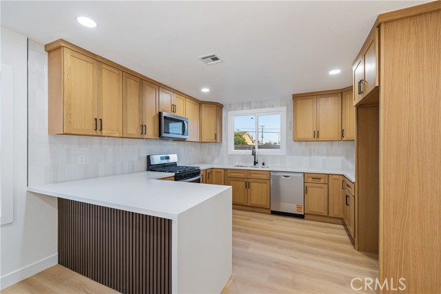 Detail Gallery Image 8 of 26 For 12629 Thomas, Chino,  CA 91710 - 5 Beds | 2 Baths