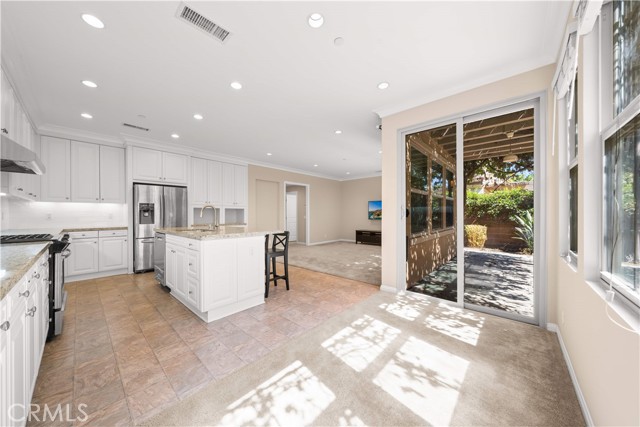 Detail Gallery Image 18 of 41 For 129 Overbrook, Irvine,  CA 92620 - 3 Beds | 2/1 Baths