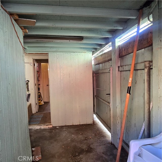 3928 La Crescenta Avenue, Glendale CA: https://media.crmls.org/medias/ba662161-d23f-4c33-b3a4-5a1a67c7223a.jpg