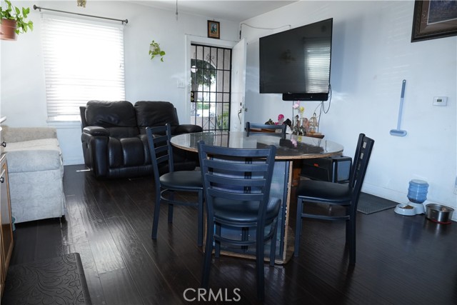 Detail Gallery Image 39 of 40 For 611 W 91st, Los Angeles,  CA 90044 - 3 Beds | 2 Baths