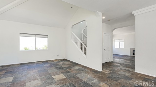 Detail Gallery Image 2 of 20 For 2213 Marshallfield Ln #B,  Redondo Beach,  CA 90278 - 4 Beds | 3 Baths