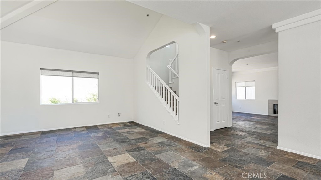 MLS #SB25257120 image #2