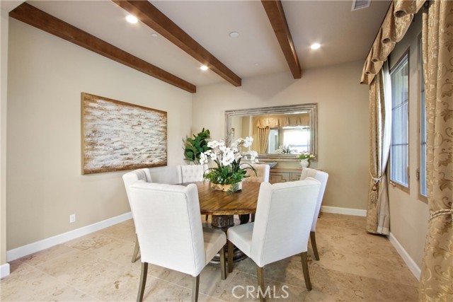 Detail Gallery Image 10 of 75 For 11 Quilters, Irvine,  CA 92602 - 5 Beds | 5/2 Baths