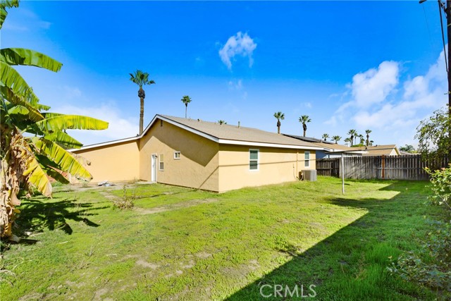 Detail Gallery Image 18 of 20 For 3015 Spruce St, Rialto,  CA 92376 - 4 Beds | 2 Baths