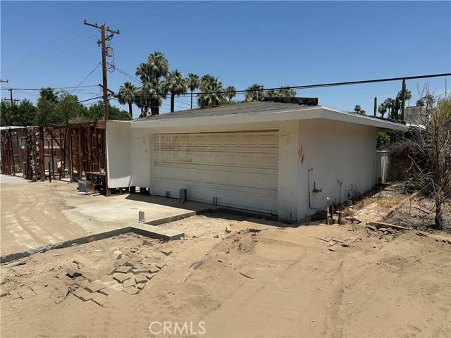 Detail Gallery Image 1 of 8 For 442 E Avenida Palmera, Palm Springs,  CA 92264 - – Beds | – Baths
