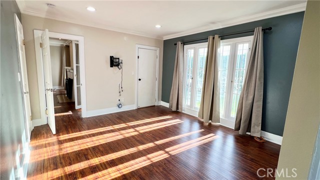 Detail Gallery Image 9 of 62 For 5106 Crenshaw Bld, Los Angeles,  CA 90043 - 4 Beds | 3 Baths