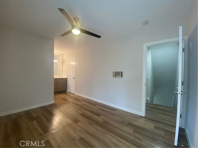 404 N Broadway, Redondo Beach CA: https://media.crmls.org/medias/ba6ba259-1da3-4023-87b6-893be9ea5d70.jpg