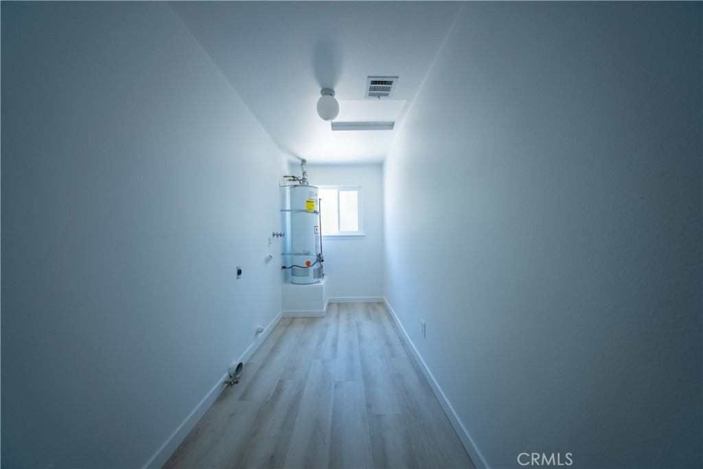 https://media.crmls.org/medias/ba6c529c-d288-4c8e-a827-c5c86bd93830.jpg?preset=X-Large