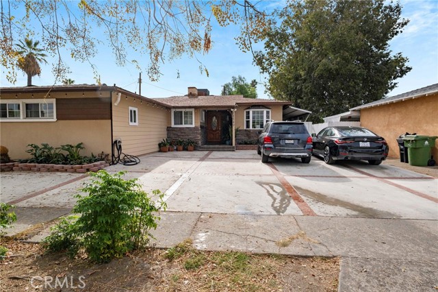 Detail Gallery Image 2 of 12 For 12540 Barbara Ann St, North Hollywood,  CA 91605 - 3 Beds | 2 Baths