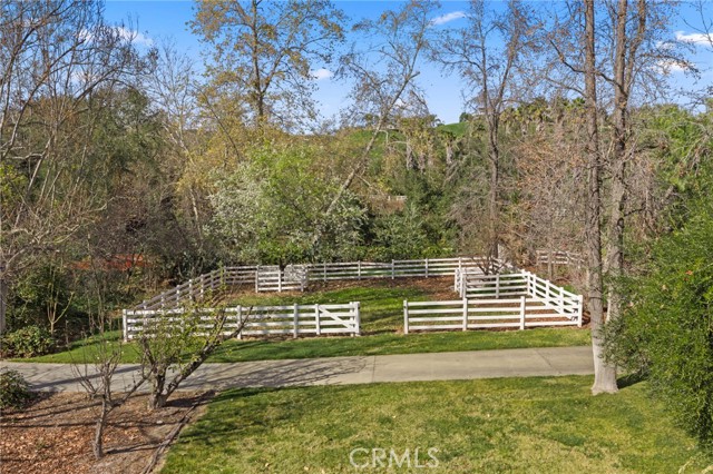 Detail Gallery Image 65 of 74 For 25805 Avenida Del Oro, Temecula,  CA 92590 - 4 Beds | 4/1 Baths