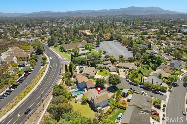 152 Ventana Court, Thousand Oaks CA: https://media.crmls.org/medias/ba6df096-784d-4548-871d-bd9e33b0145b.jpg